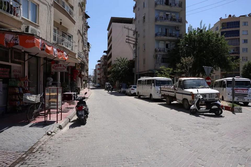 İNCİRLİOVA'DA TRAFİK AKIŞ YÖNÜ DEĞİŞTİ