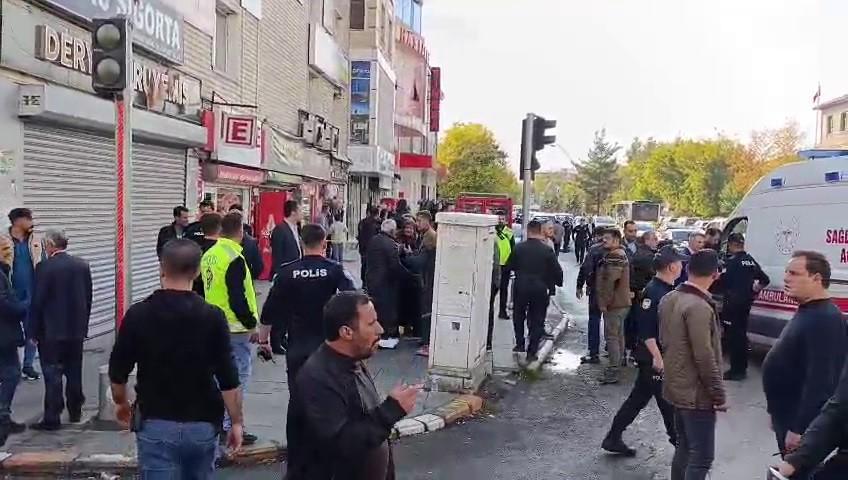 Silahlı kavga: 4 yaralı