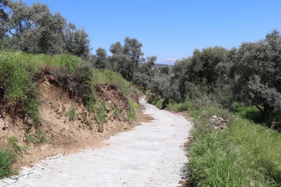 Kakkalan Mahallesi’nde yollar baştan sona yenilendi