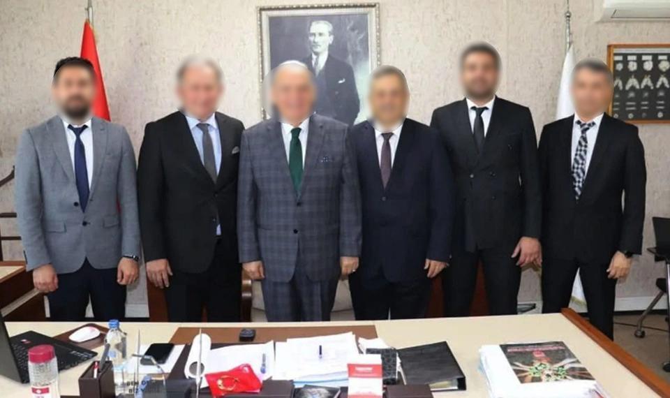 TARİŞ'İN 57 MİLYON LİRALIK SKANDAL AVANSI YARGIYA TAŞINDI TARİŞ PAMUK BİRLİĞİ YÖNETİMİ ZİNCİRLEME ŞEKİLDE GÖREVİ KÖTÜYE KULLANMAKTAN YARGILANACAK