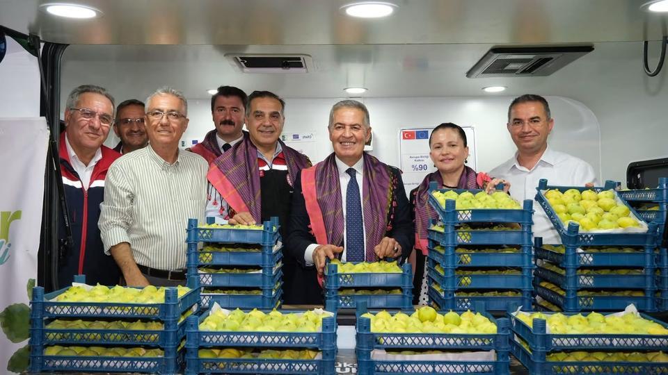 BUHARKENT YEREL EYLEM GRUBU, İLÇENİN SEMBOLÜ TAZE İNCİRİ TANITTI