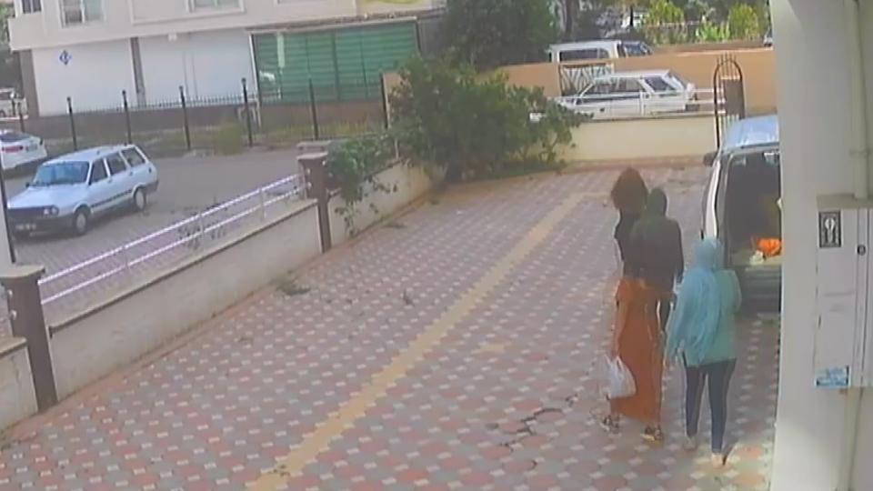 2 MİLYON TL VURGUN YAPAN KADIN HIRSIZLAR TUTUKLANDI