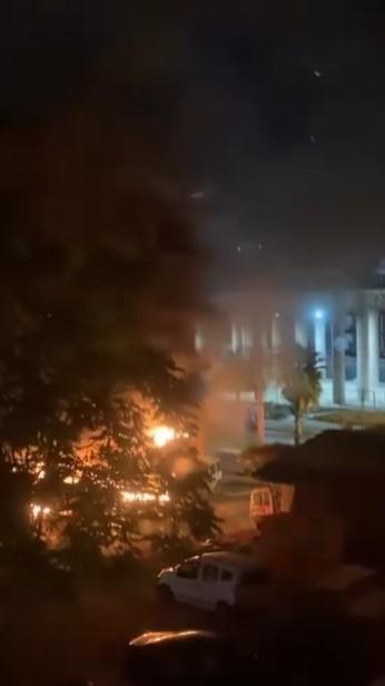 İş yerinde önce yangın çıktı sonra patlama oldu