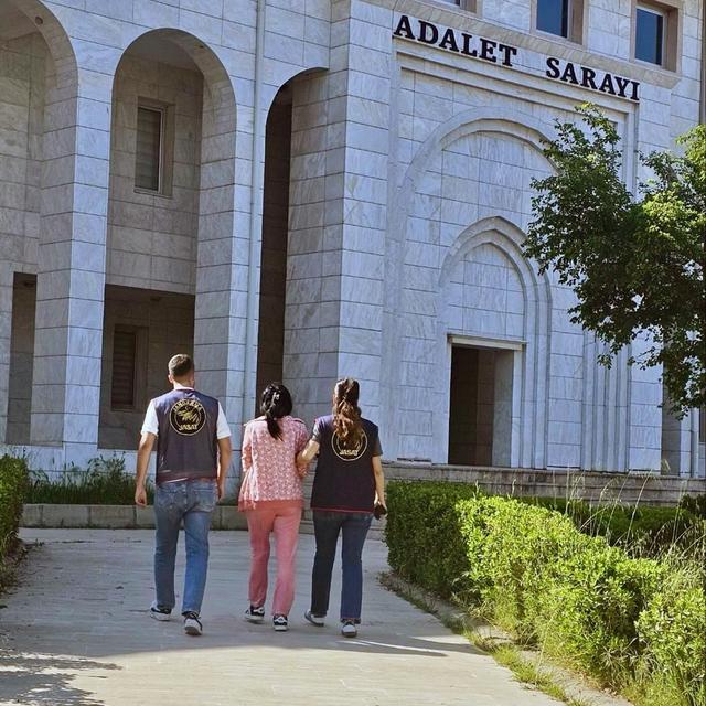 Muğla'da 18 ayrı suçtan aranan kadın yakalandı