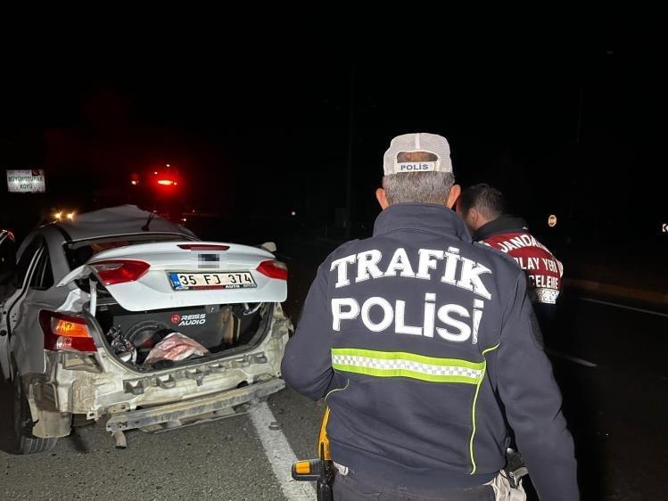 Tır ile otomobil çarpıştı: 1 ölü, 1 yaralı