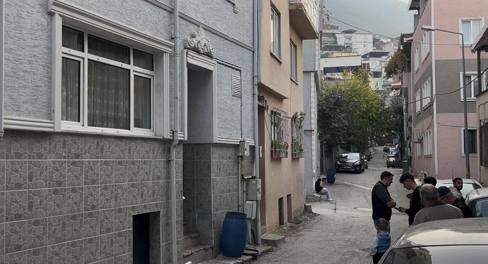 Genç kız, eşi tarafından 45 bıçak darbesiyle öldürüldü