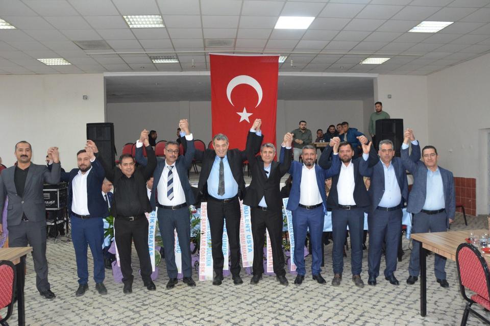 Bağarası Esnaf Odasında Ünsal Adak Güven Tazeledi