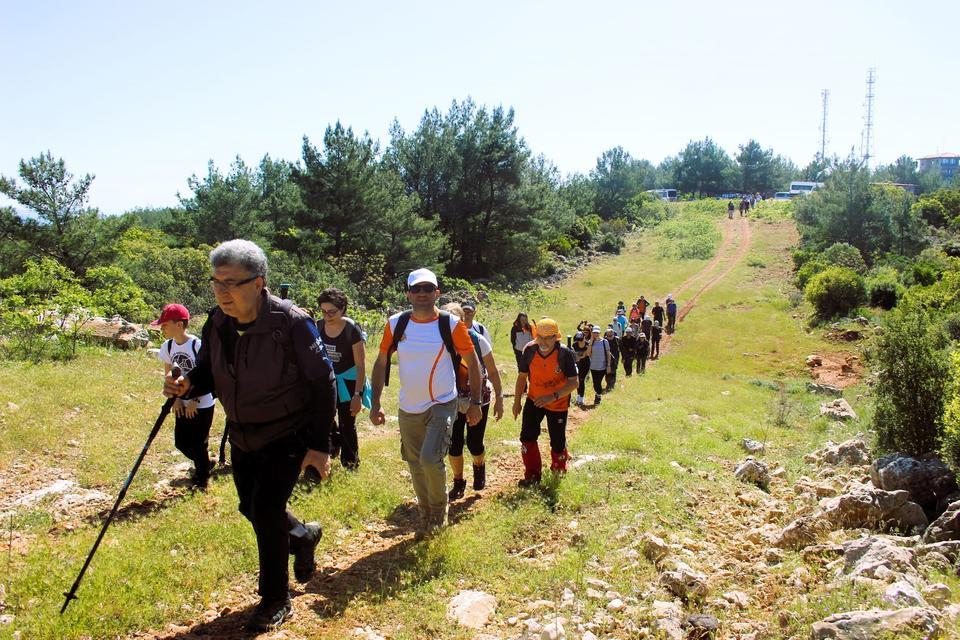 AYDINLI DAĞCILAR, SAKARTEPE ZİRVESİNE ÇIKTI