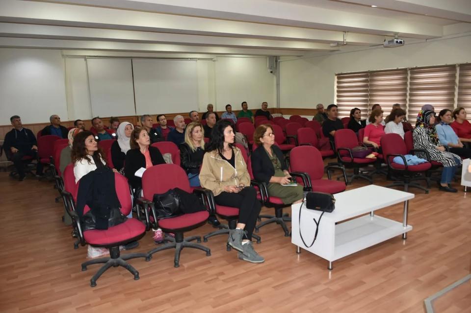 Aydın’da turunçgil üreticileri için kritik eğitim