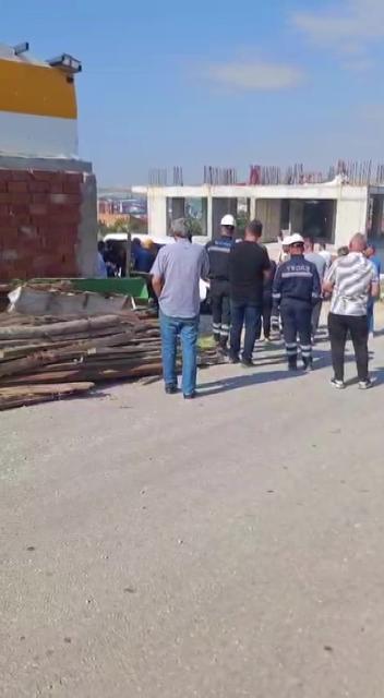 FOSEPTİK ÇUKURUNDA TELEF OLAN HAYVANLARINI KURTARMAK İSTERKEN HAYATINI KAYBETTİ