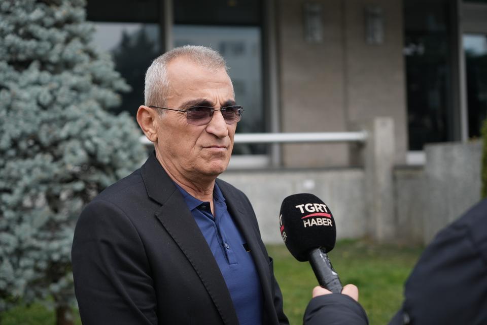 KAN DONDURAN PINAR GÜLTEKİN CİNAYETİNDE BAŞA DÖNÜLÜNCE ACILI BABA İSYAN ETTİ "CEHENNEMİN ATEŞİYLE BENİM KIZIM DİRİ DİRİ YAKILDI" "YARGITAY CUMHURİYET BAŞSAVCISI'NIN KARARA İTİRAZI BENCE KABUL EDİLECEK" "BENİM ADALETE GÜVENİM SONSUZ, ALLAH'IN ADALETİYLE BİR ADALET İSTİYORUZ"