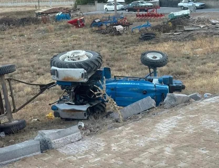 Traktör kazasında karı koca hayatını kaybetti