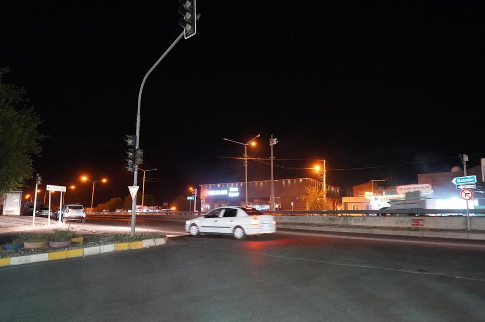 Otomobilin çarptığı 8 yaşındaki çocuk hayatını kaybetti