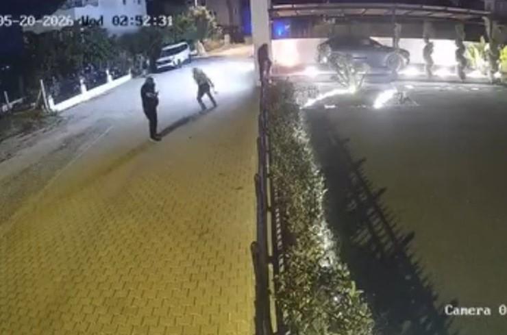 Aydın’da lüks araç kundaklandı