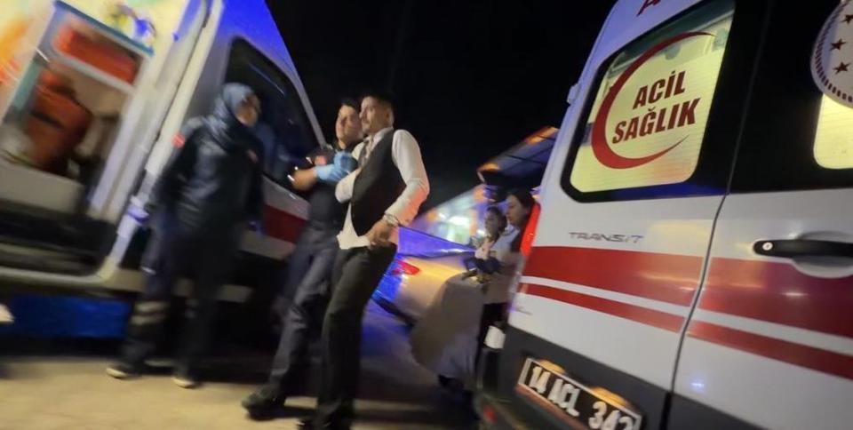 Düğünde yumruklar konuştu! Damat hastanelik oldu