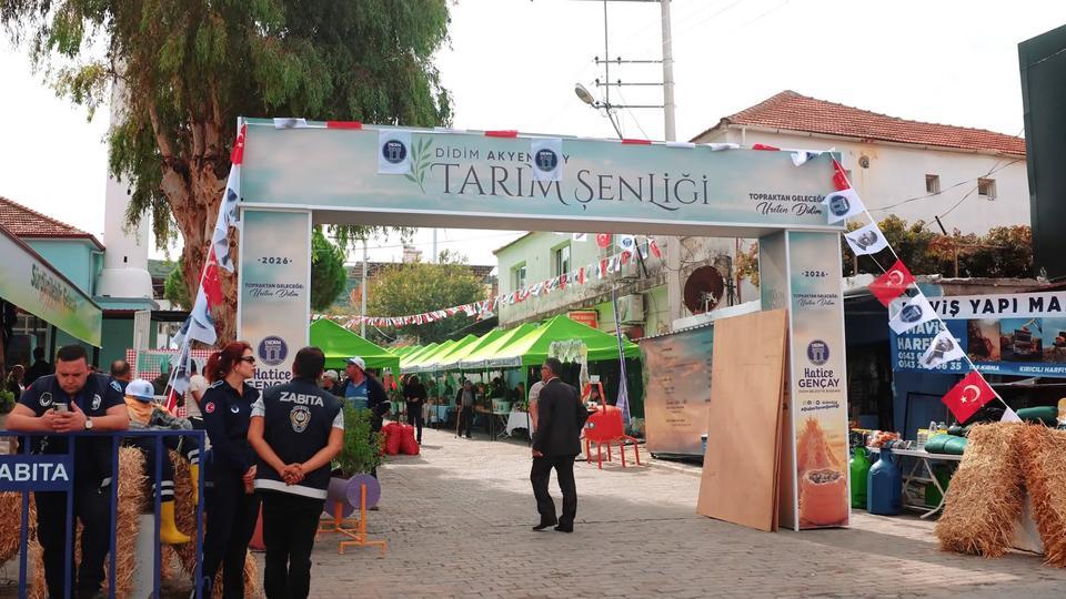 Didim Tarım Şenliği Akyeniköy’de başladı