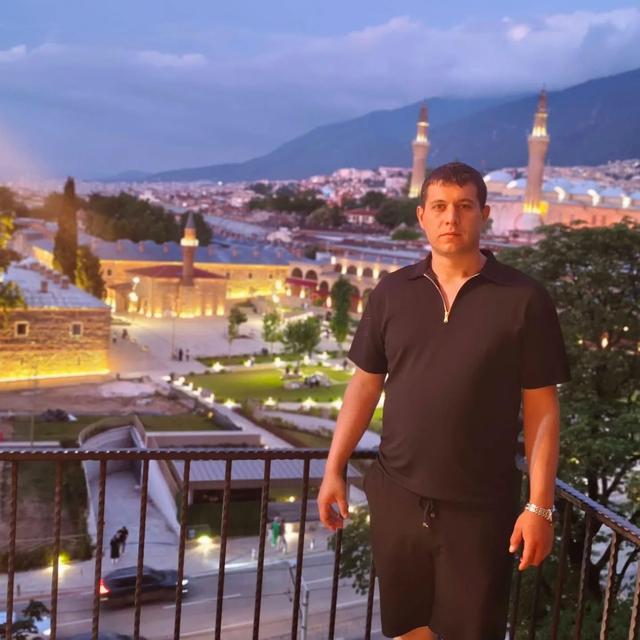 27 yaşındaki genç evinde ölü bulundu