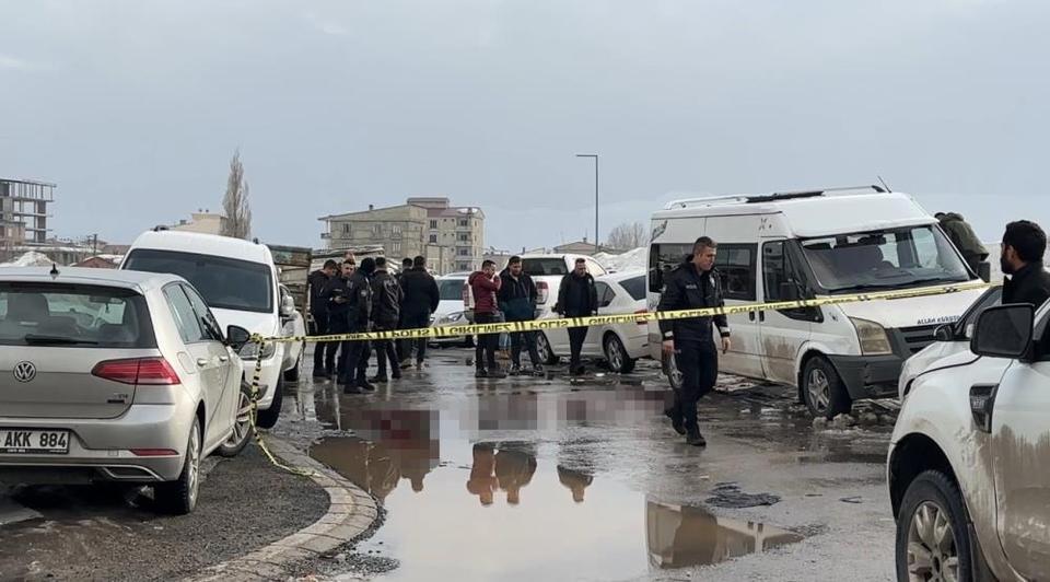 23 yaşındaki genç başından vurulmuş halde bulundu