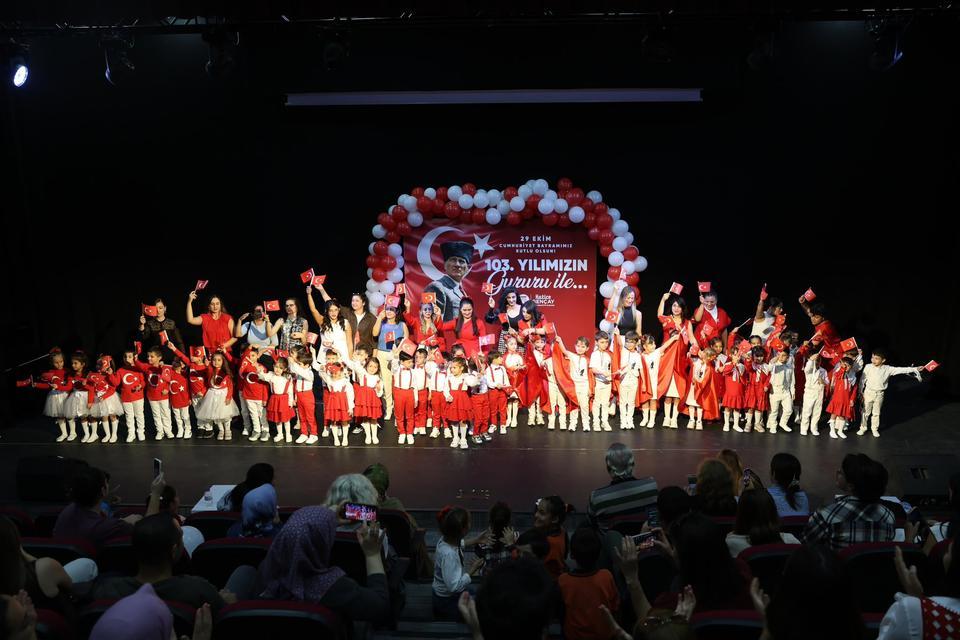 DİGEM’de Cumhuriyet coşkusu minik kalplerde yaşandı