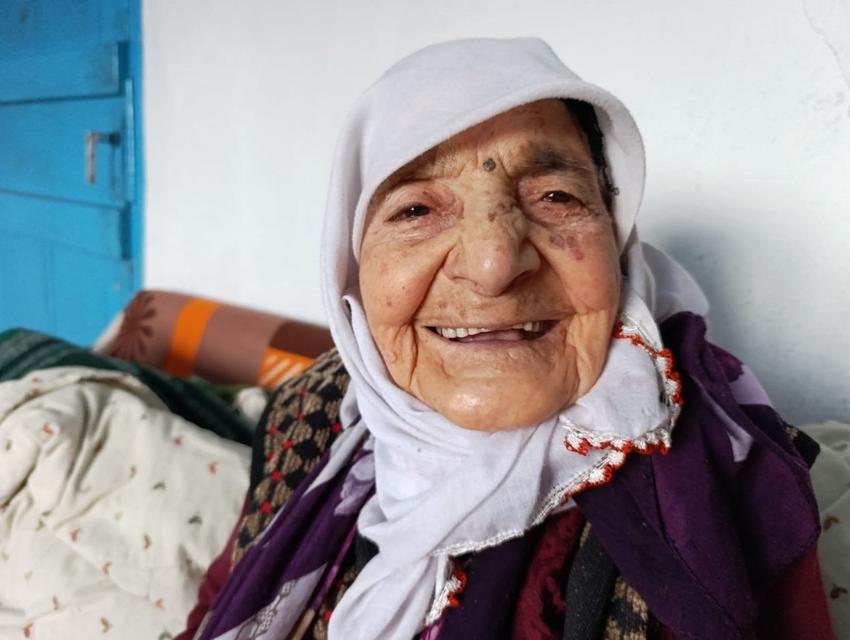 Kütahya'nın asırlık çınarı Dudu Teyze, iki devri birden yaşadı