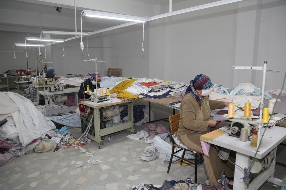 DENİZLİ'DEN OCAK AYINDA 383 MİLYON DOLARLIK İHRACAT YAPILDI