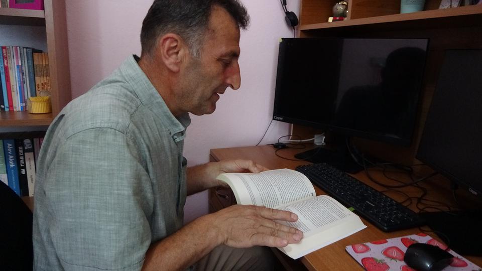 Torununa destek için 46 yıl sonra sınava girdi, Türkiye birinciliğiyle gururlandı