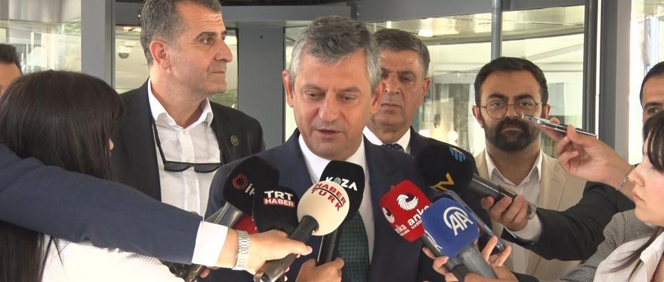 ÖZGÜR ÖZEL: "PARTİNİN SİYASİ KURULUŞUNU AĞUSTOS-EYLÜL AYINDA YAPACAĞIZ"