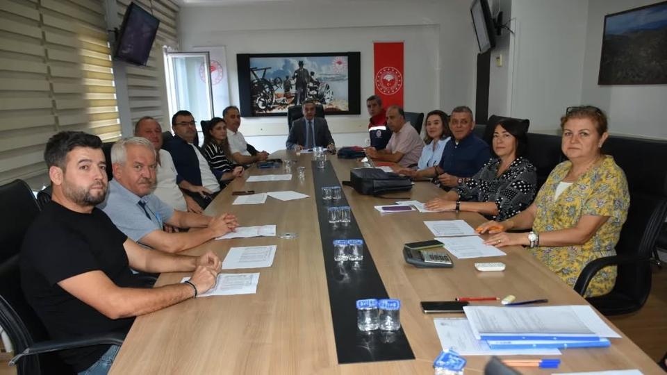 Aydın’da 2025 yılı zeytin ve zeytinyağı rekolte tahmin toplantısı yapıldı