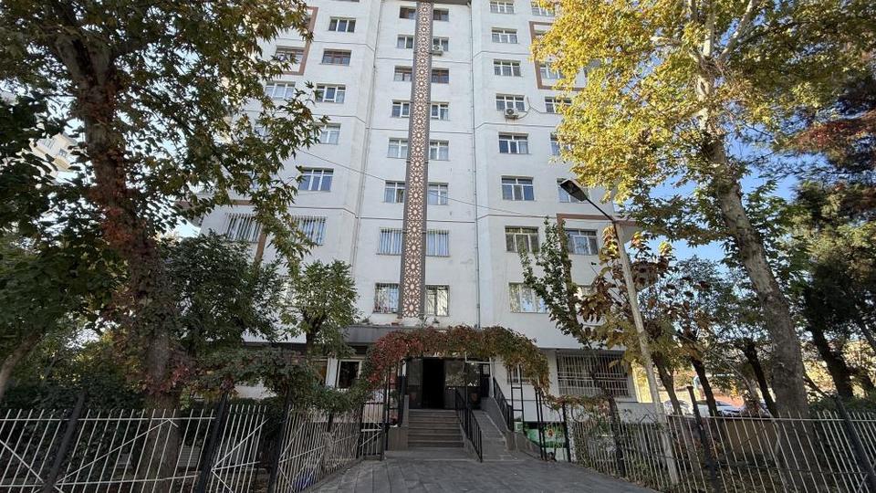 26 yaşındaki şahıs, anne ve ağabeyini yataklarında öldürdü