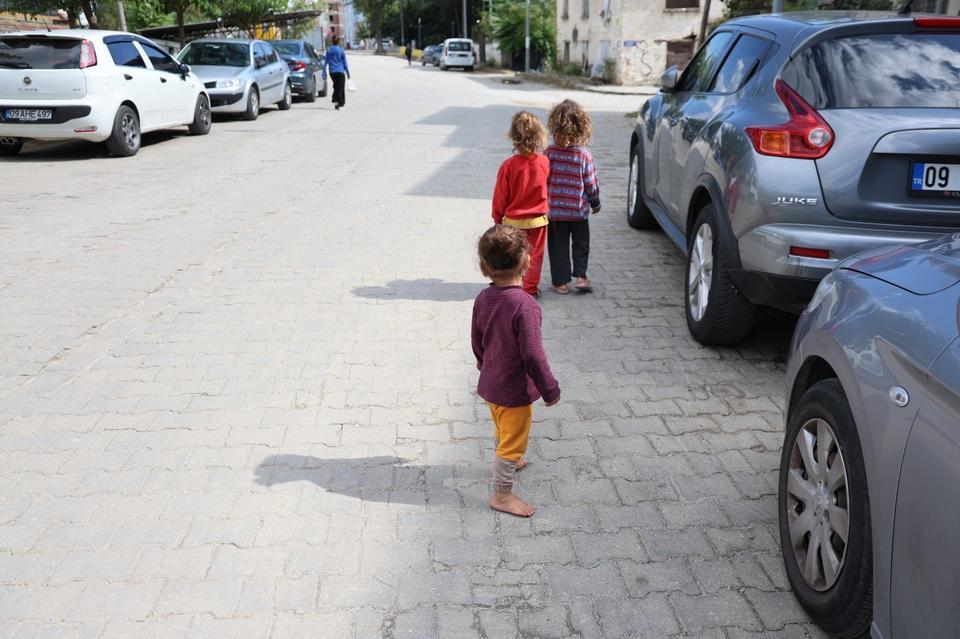 AYDIN'DA ÇOCUK DİLENCİ SORUNU