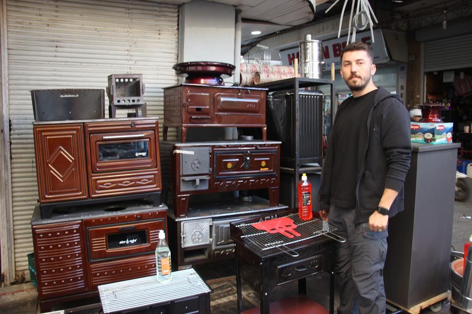 SOBA ARTIK İHTİYAÇTAN ÇOK, LÜKS BİR DEKOR HALİNE GELDİ ŞÖMİNE MODELLERİ YOĞUN İLGİ GÖRÜYOR