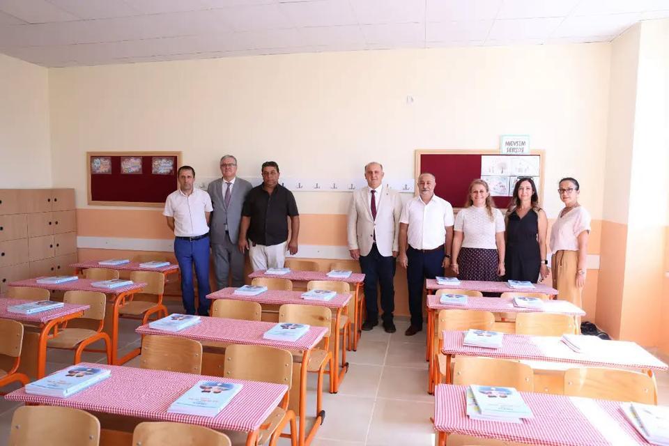 Acarlar'da yapımı tamamlanan ilkokul, eğitim için gün sayıyor