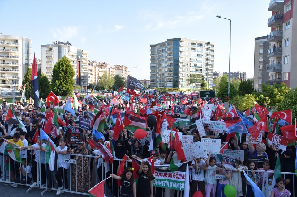 AYDIN'DA GAZZE İÇİN KONVOY DÜZENLENDİ