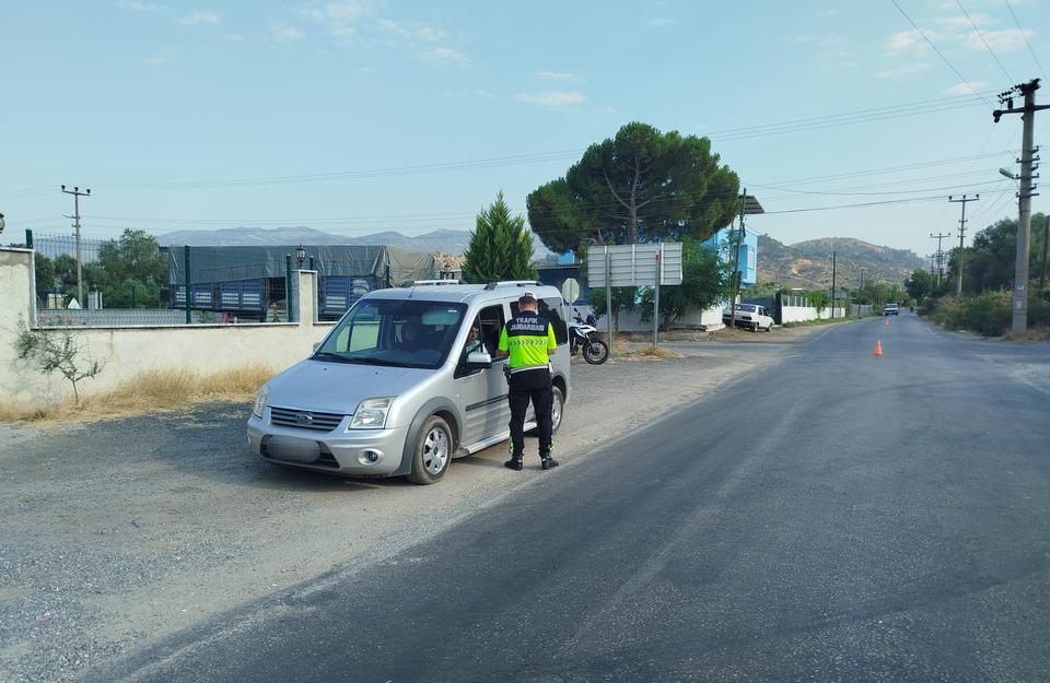 Aydın ile Ödemiş güzergahında sıkı denetim
