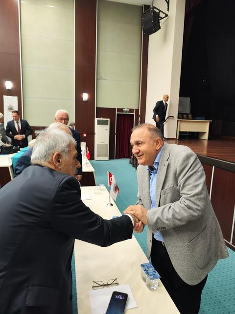 Karakaş KODAV Genel Kurulu’nda hemşehrileriyle buluştu