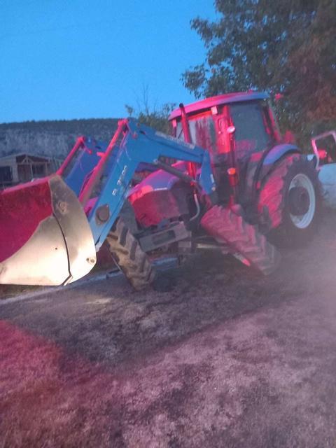 Traktör ile minibüs çarpıştı: Yaralılar var