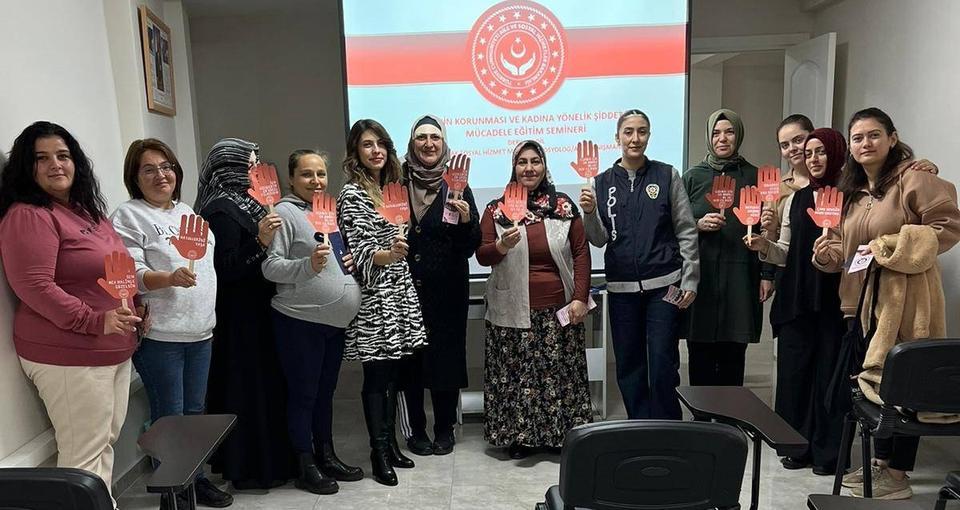 KARACASULU KADINLAR BİLGİLENDİRİLDİ