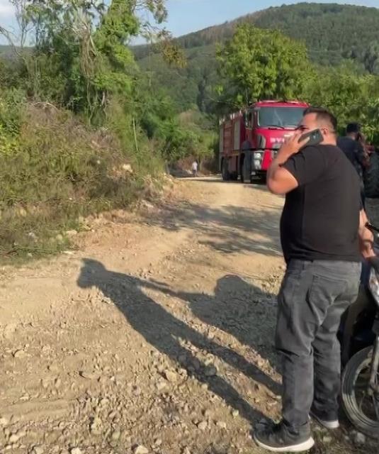 Devrilen traktörün altında kalan sürücü hayatını kaybetti