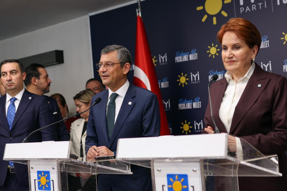 İYİ PARTİ GENEL BAŞKANI AKŞENER: "PAZARTESİ GÜNÜ BİZ DOĞAL OLARAK GİK'İ TOPLAYACAKTIK. BU SORUYU GİK'E SORACAĞIZ" "ONLAR NASIL BİR CEVAP VERECEK O ZAMAN GÖRECEĞİZ"