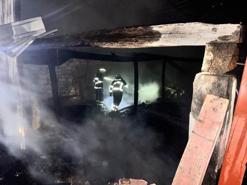 Marangoz atölyesinde yangın çıktı