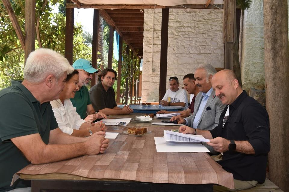 VALİ VAROL, ANTİK KENTLERDEKİ ÇALIŞMALARI YERİNDE İNCELEDİ