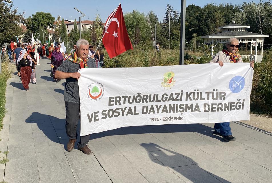 Mehteran eşliğinde Yörük Yürüyüşü gerçekleştirildi