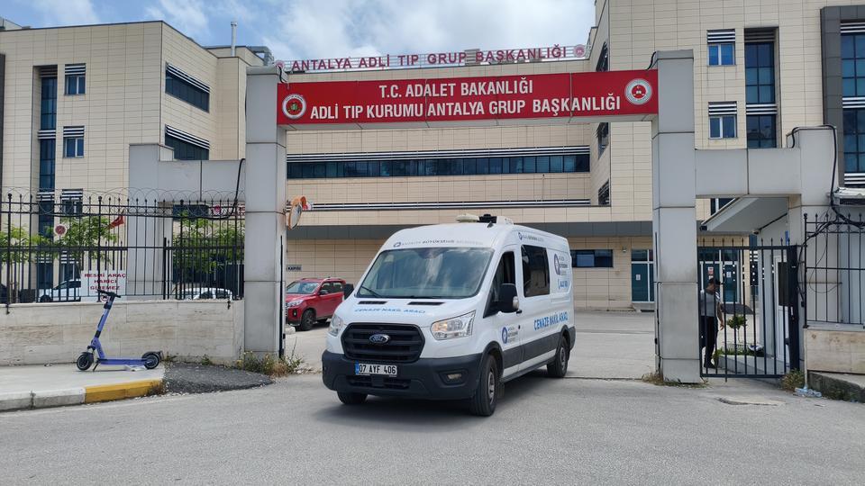 SELEKTÖR YAPMA NEDENİYLE ÇIKAN TARTIŞMADA ÖLDÜRÜLEN 3 KİŞİNİN CENAZELERİ TESLİM ALINDI KATİL ZANLISI ADLİYEYE SEVK EDİLDİ