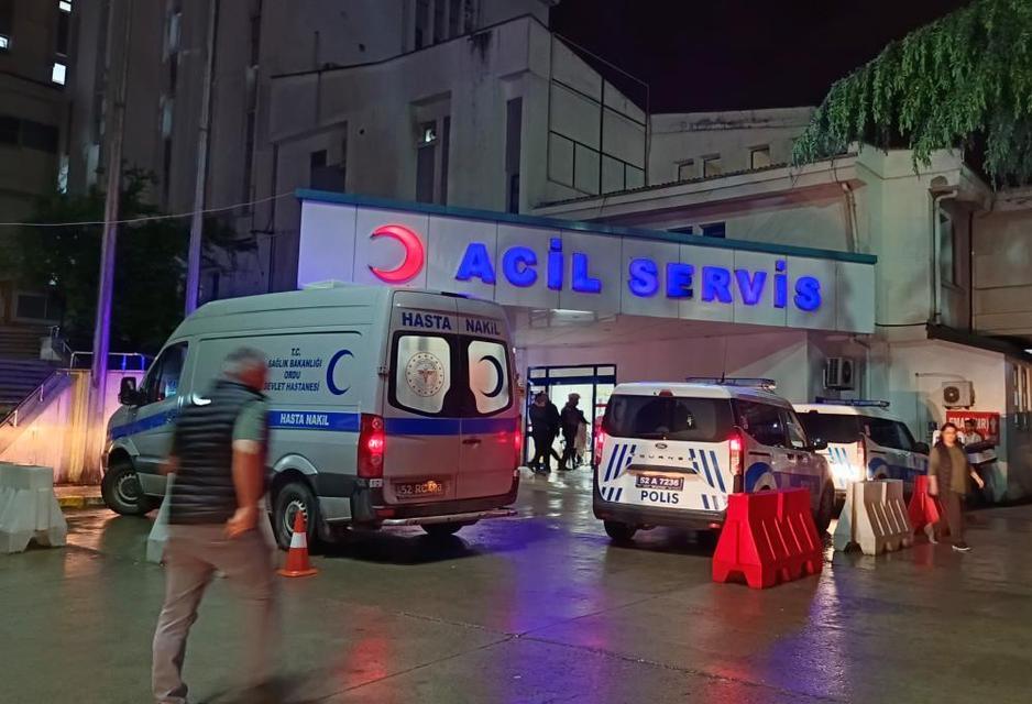 Yemek sonrası rahatsızlanan 21 işçi hastanelik oldu