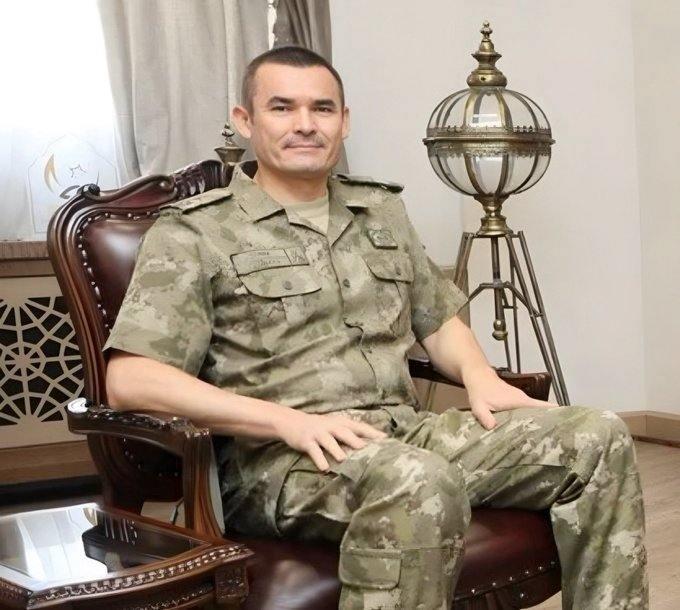 Makam aracıyla insan kaçakçılığı yapan tuğgeneralin akıbeti belli oldu