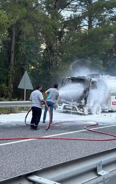 Marmaris’te mazot tankeri alev aldı