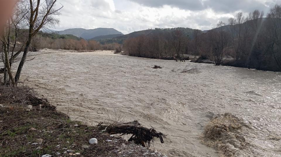 DENİZLİ'DE SEL KÖPRÜLERİ AĞIR HASAR VERDİ