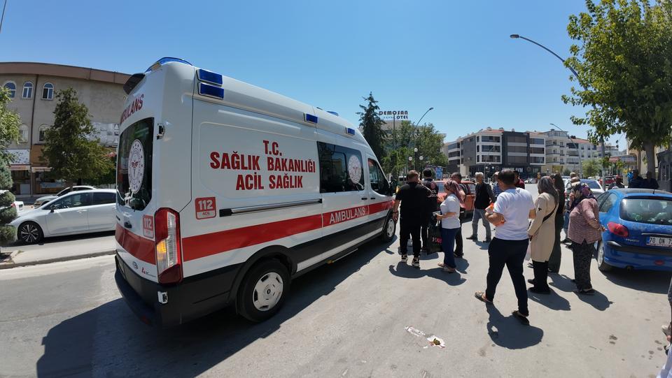 Otomobilin çarptığı genç kadın yaralandı