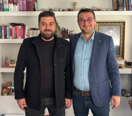 Efeler Belediye Başkan Adayı Ateş Anahtar Parti'ye katıldı