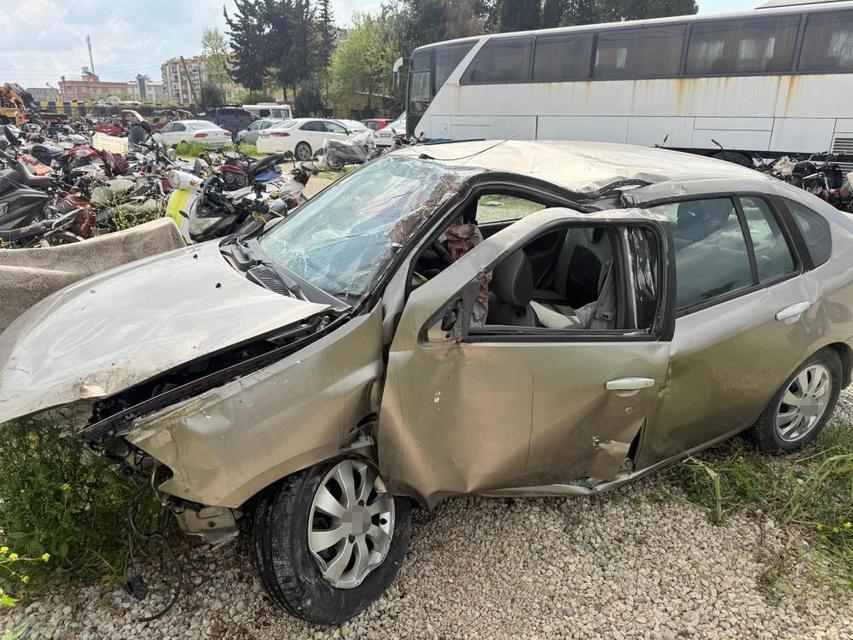 Otomobil takla attı: 1'i uzman çavuş, 2 ölü, 2 yaralı